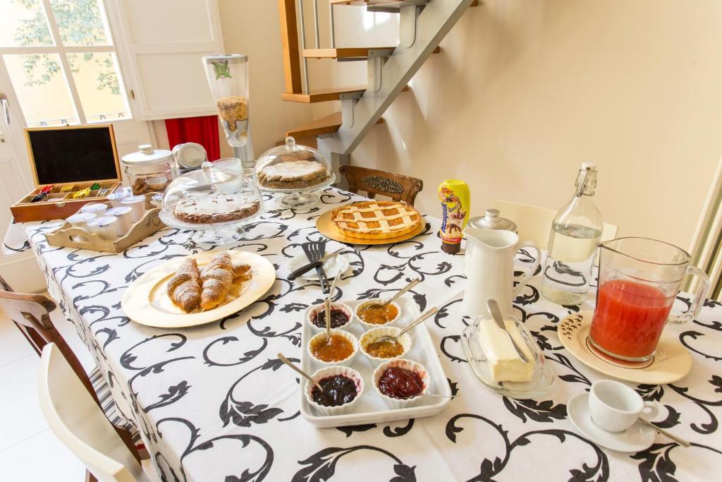 Bed and Breakfast Casa Ilaria Болонья Экстерьер фото