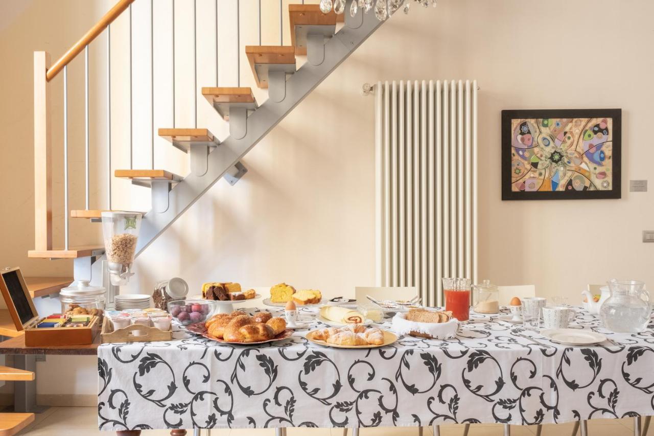 Bed and Breakfast Casa Ilaria Болонья Экстерьер фото