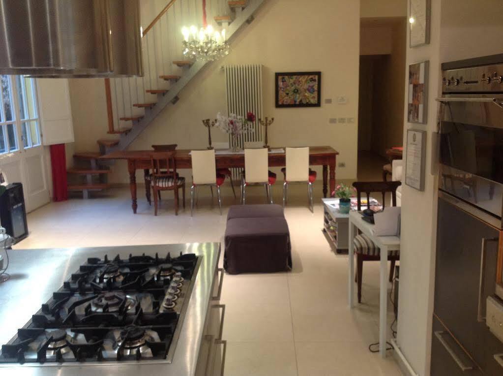 Bed and Breakfast Casa Ilaria Болонья Экстерьер фото